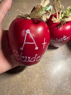 Set of 3 Apples “Student of the Week & A+ “