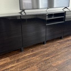 Extra Long Tv Unit With Glass Top
