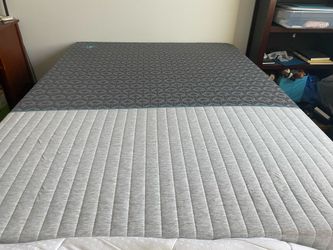 Pillow cube queen mattress