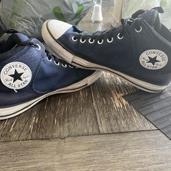 Men’s Converse/ Size 9.5 