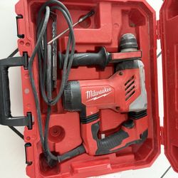 Milwaukee Sds Plus 1 1/8 Rotary Hammer 
