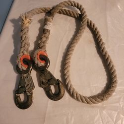 Rope With Locking Hooks 