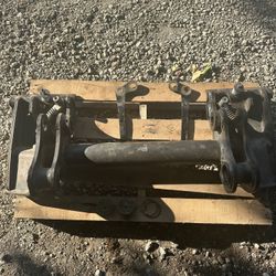 2013 Bobcat T870 ( Bobtach)