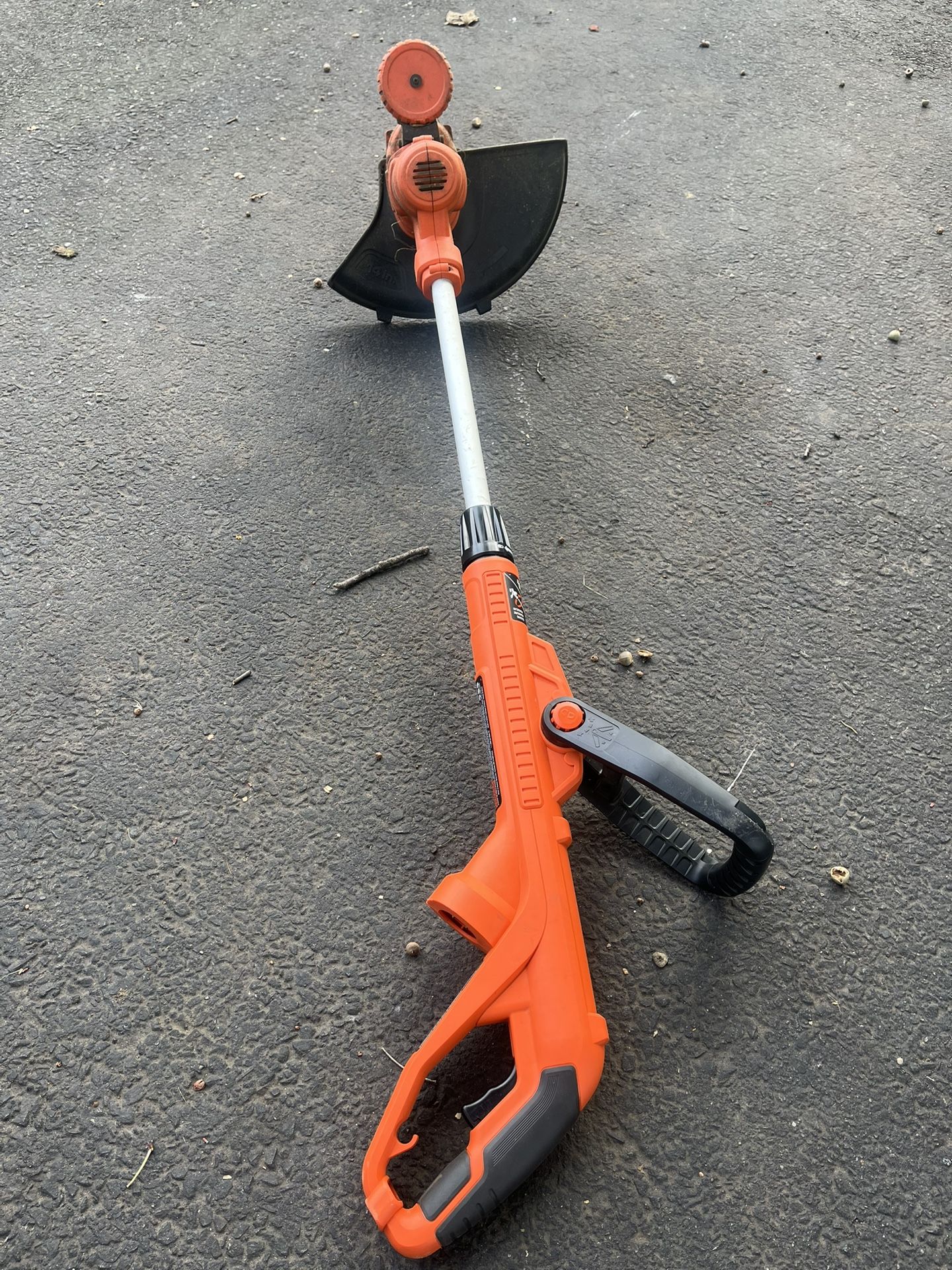 Black & Decker Electric Trimmer/ Wacker