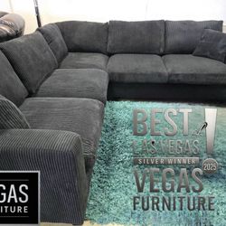 Sectional ✨️ ✅ Delivery available ✅ Financing Options Available!✔️✨️No Credit Needed✔️✨️$0 Or $50 Down Payment✨️