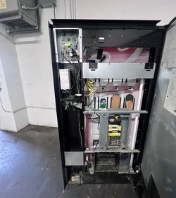 Royal Vending Machine