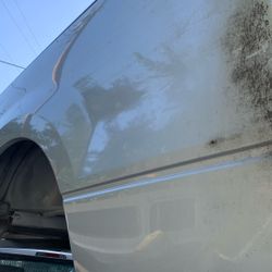 05 Ford F150 Light Gray 