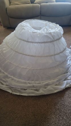 Petticoat crinoline