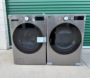 LG Washer And Gas Dryer Front Load In Graphite Steel