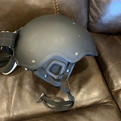 Snow board helmet
