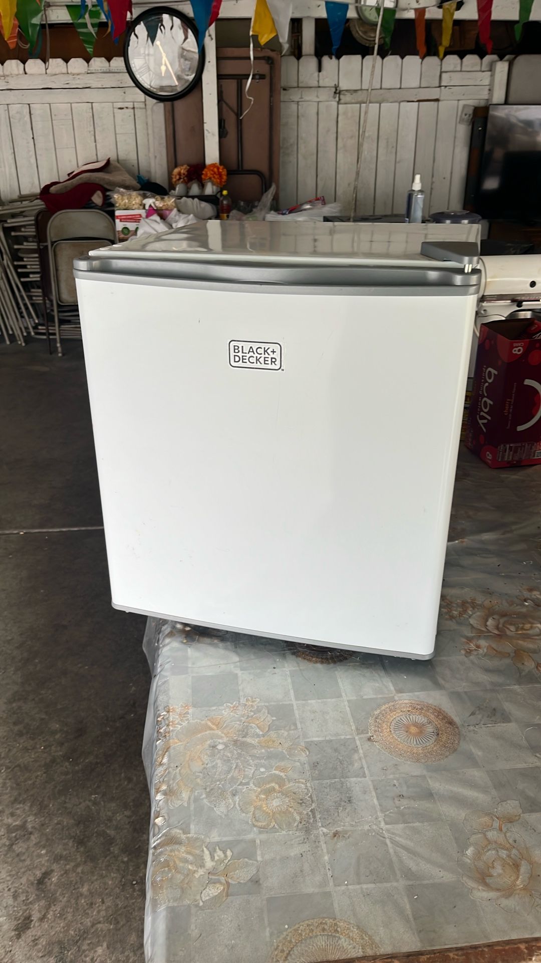 Black +Decker Mini Fridge