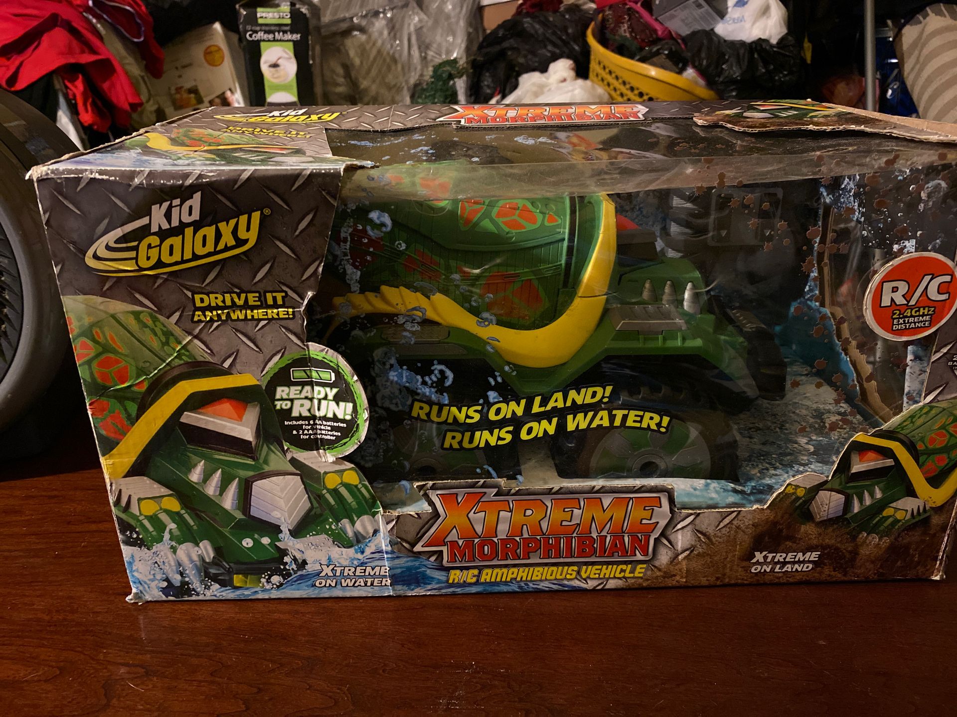 Kid galaxy extreme morphibian r/c vehicle