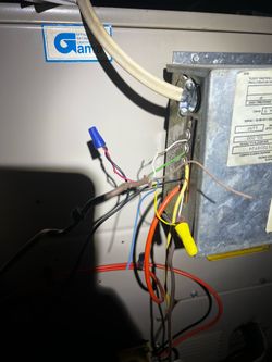 Se asen trabajo de electricidad aún buen precio contáctenos para un estimado gratis