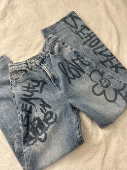 Baggy jeans