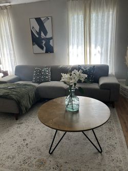 Round Center Table