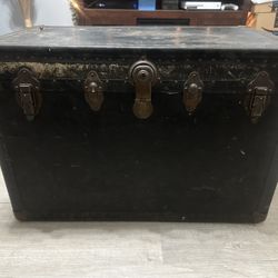 Antique Trunk/chest