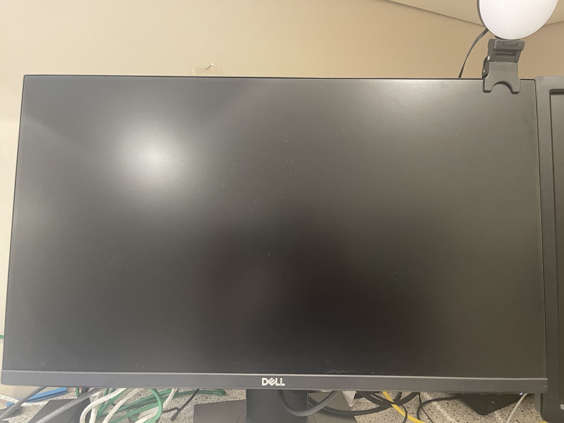 2 Dell 24in Monitors for Sale
