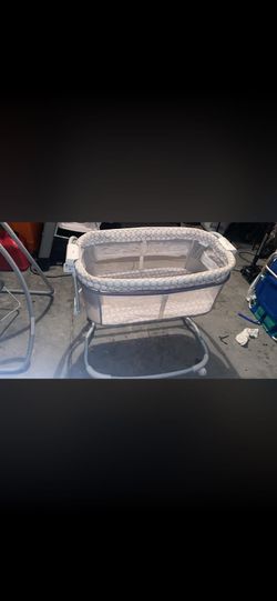 Bedside bassinet