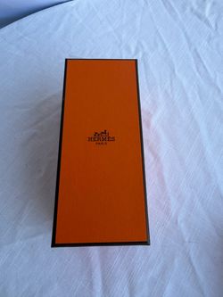 Hermès Paris Orange Gift Box glasses with dust bag