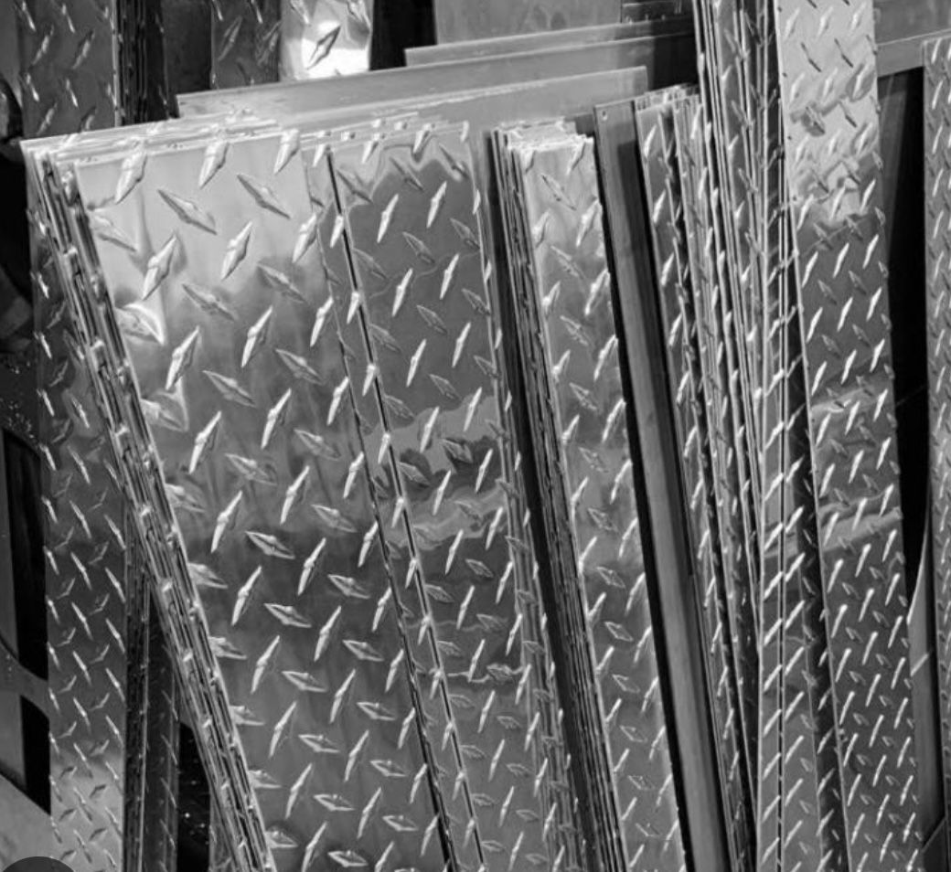 Diamond plate various sizes