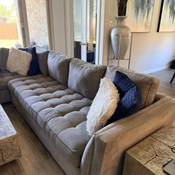 COUCH FOR SALE 