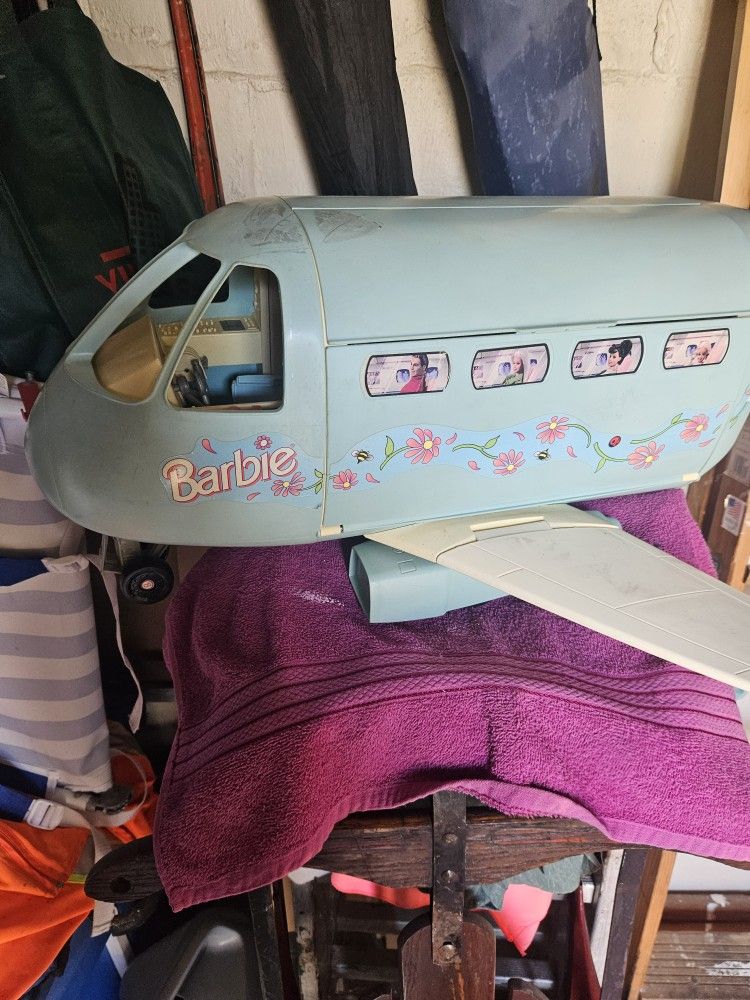 Barbie Airplane
