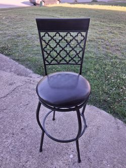 Bar height chair