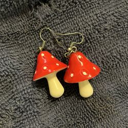 Mushroom earrings 