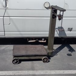 Vintage Union Station Luggage Scale 