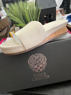 Vince Camuto-Brand New Woman’s Slide