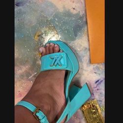 LV Heels 39