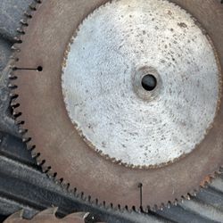 Saw Blades And Razors