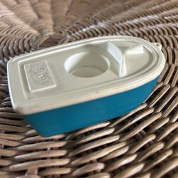 Vtg Fisher Price Little People play family White Blue Boat 985 Dinghy Floating