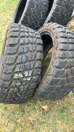 Tires 33 12.5 R 12.50 LT