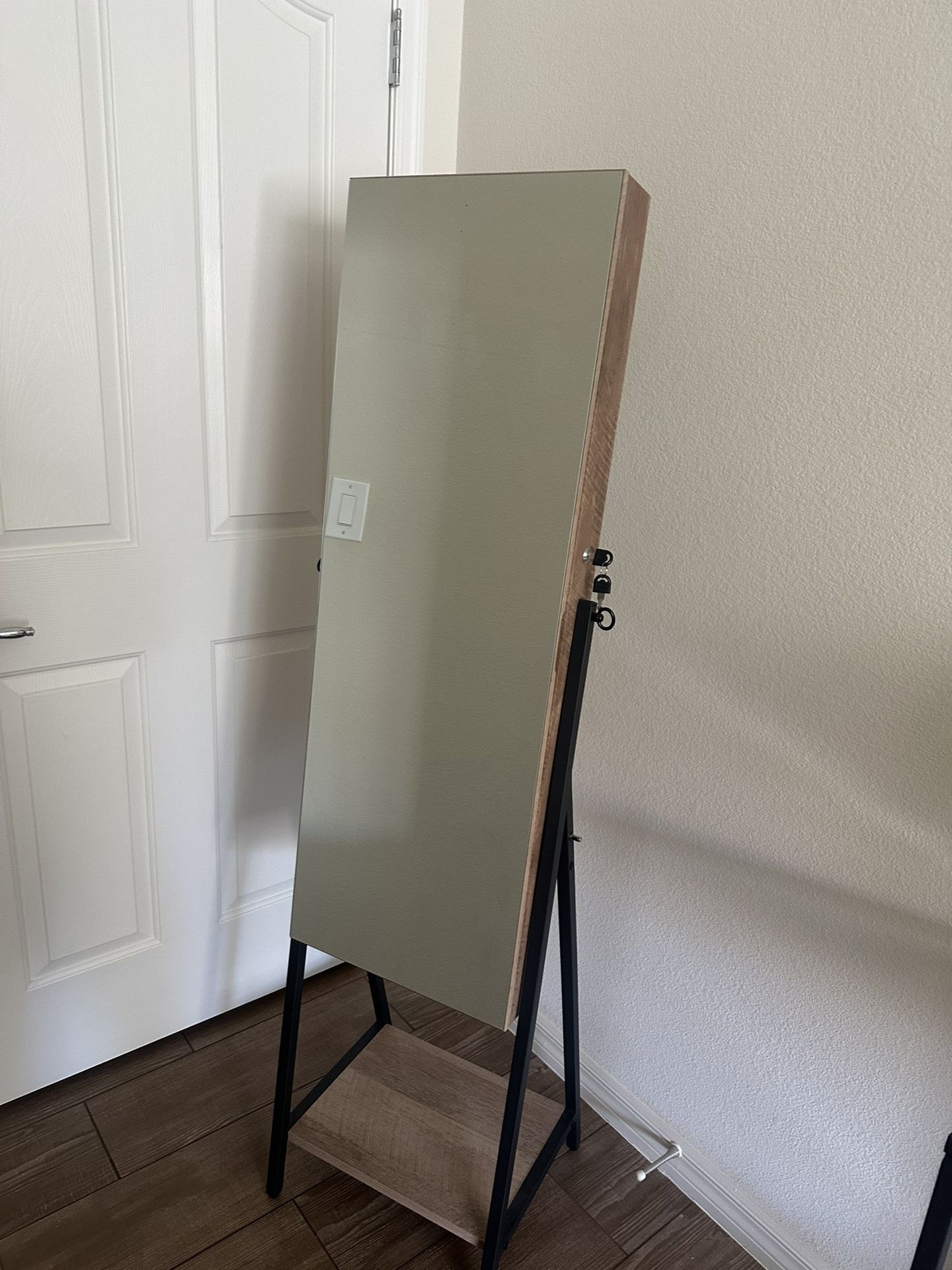 Standing Mirror Jewelry Box
