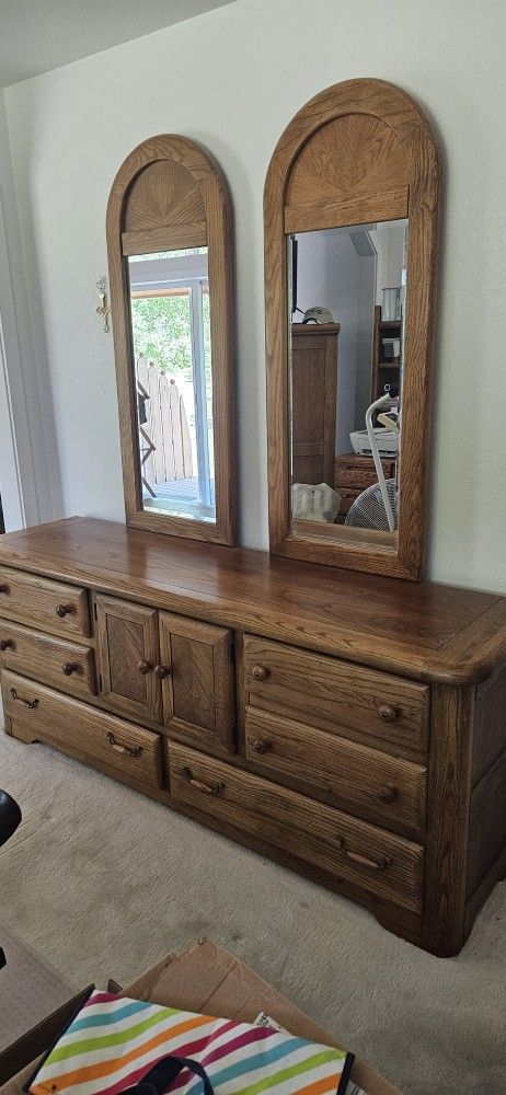 Bedroom Set, Dresser, Armoire, Headboard, NightstandsOBO