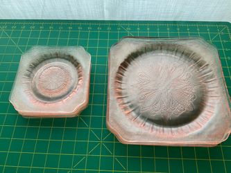 Pink depression glass plates, small 6” set of 6 and large 9” set of 6.