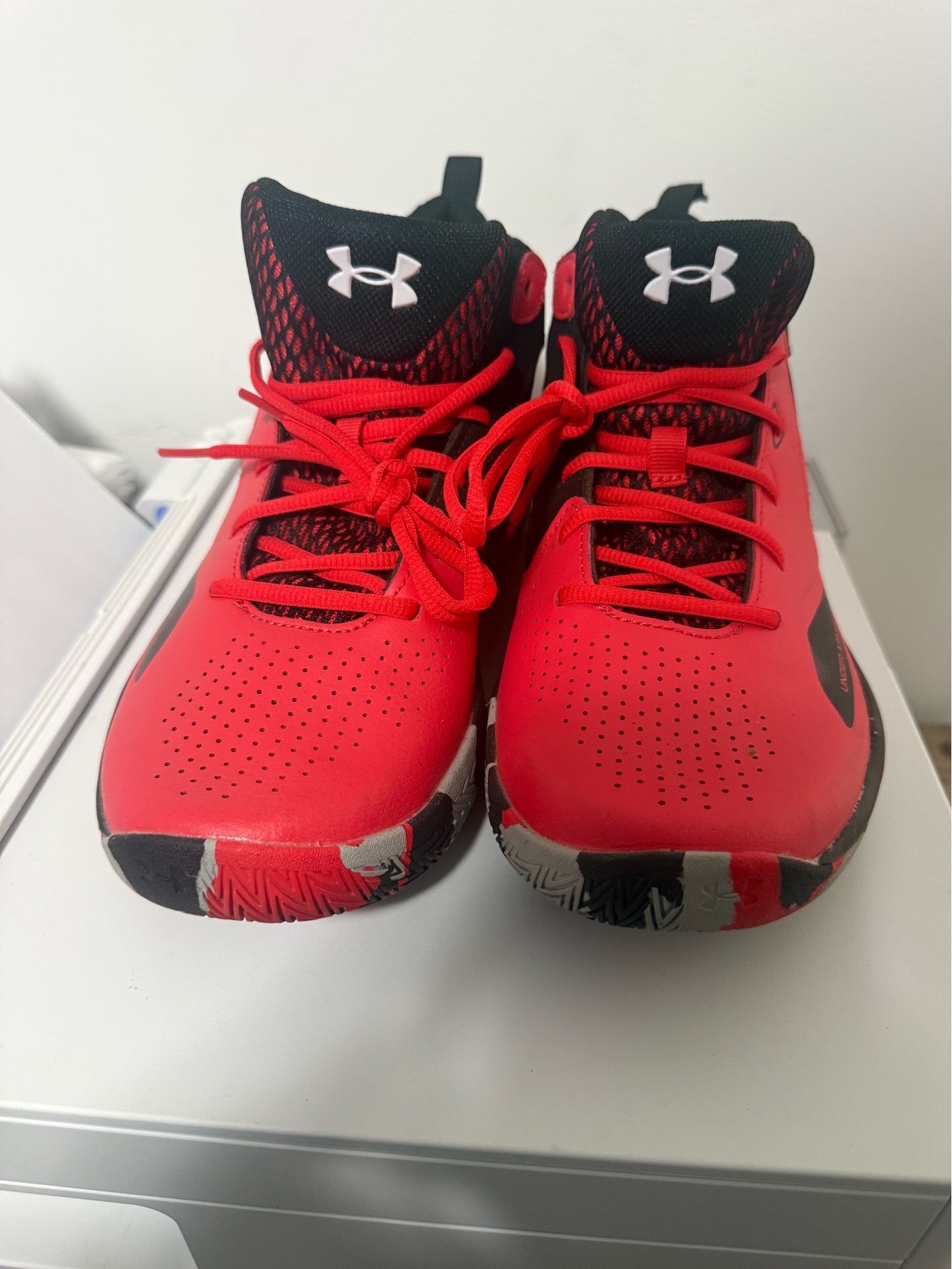 Under Armour Basketball Shoes - Red/Black - Men's Size 10.5