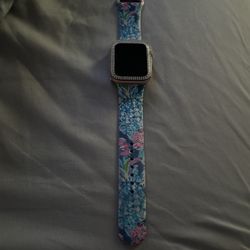 Apple Watch Size 44 It Is a 5 Series 
