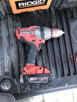 Milwaukee m18 drill