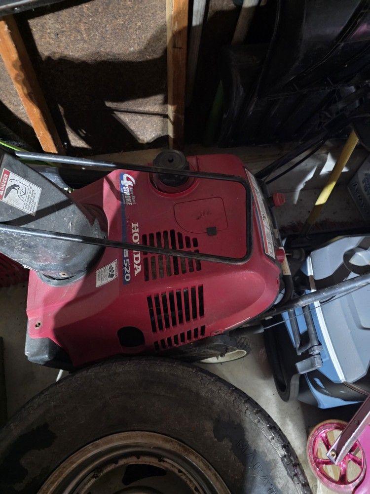 Honda Snow Blower 