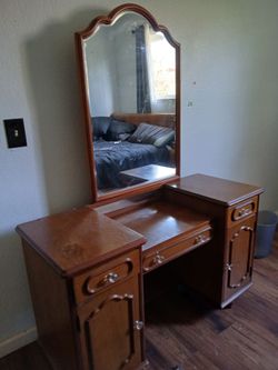 Dresser