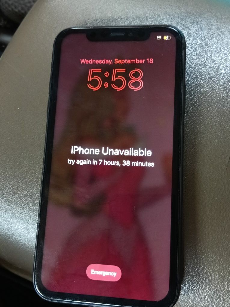 iPhone 11 Plus Locked
