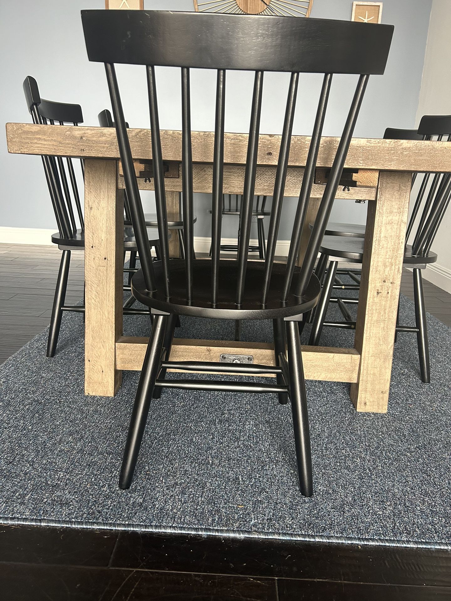 Kohls Spindle Back Dining Chairs
