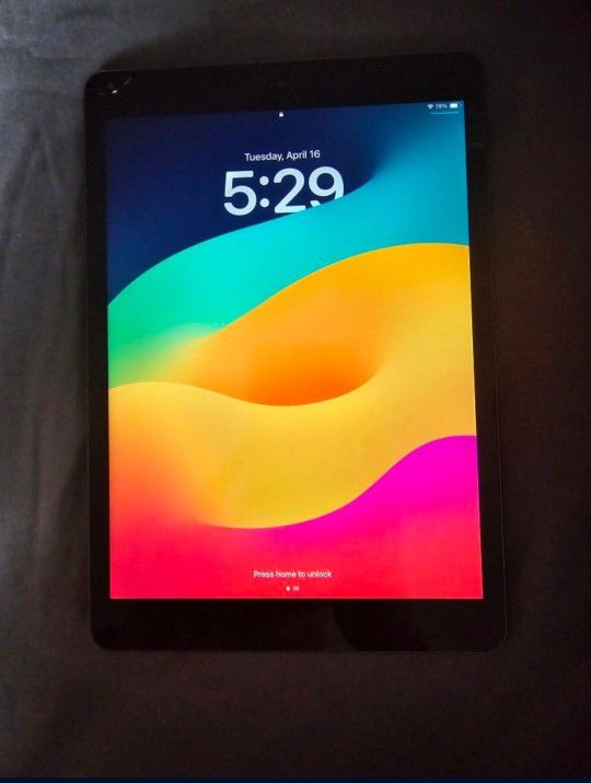 Ipad 7th Gen. 32gb Like New 