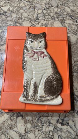 Vintage Ceramic Cat Wall Hanging