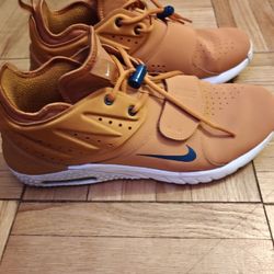 Nike Air Max Trainer 1 A05376‑800 – Men’s 11.5 – $50 OBO