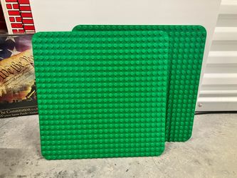 2 Lego Duplo Base Plates