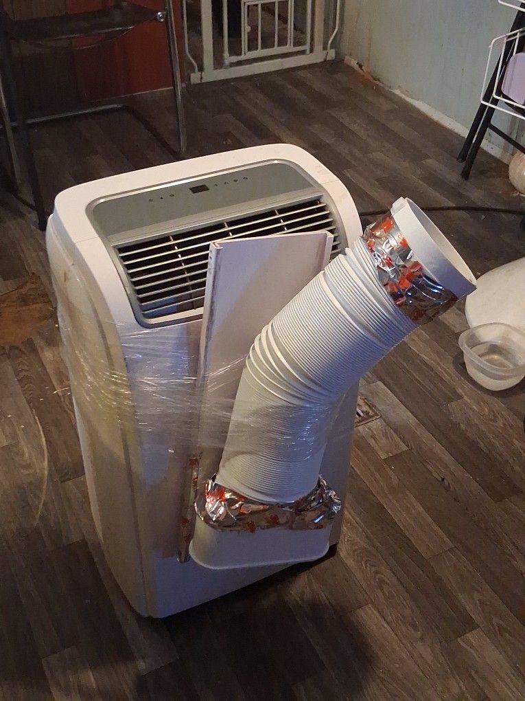 Black & Decker Air Conditioner Unit