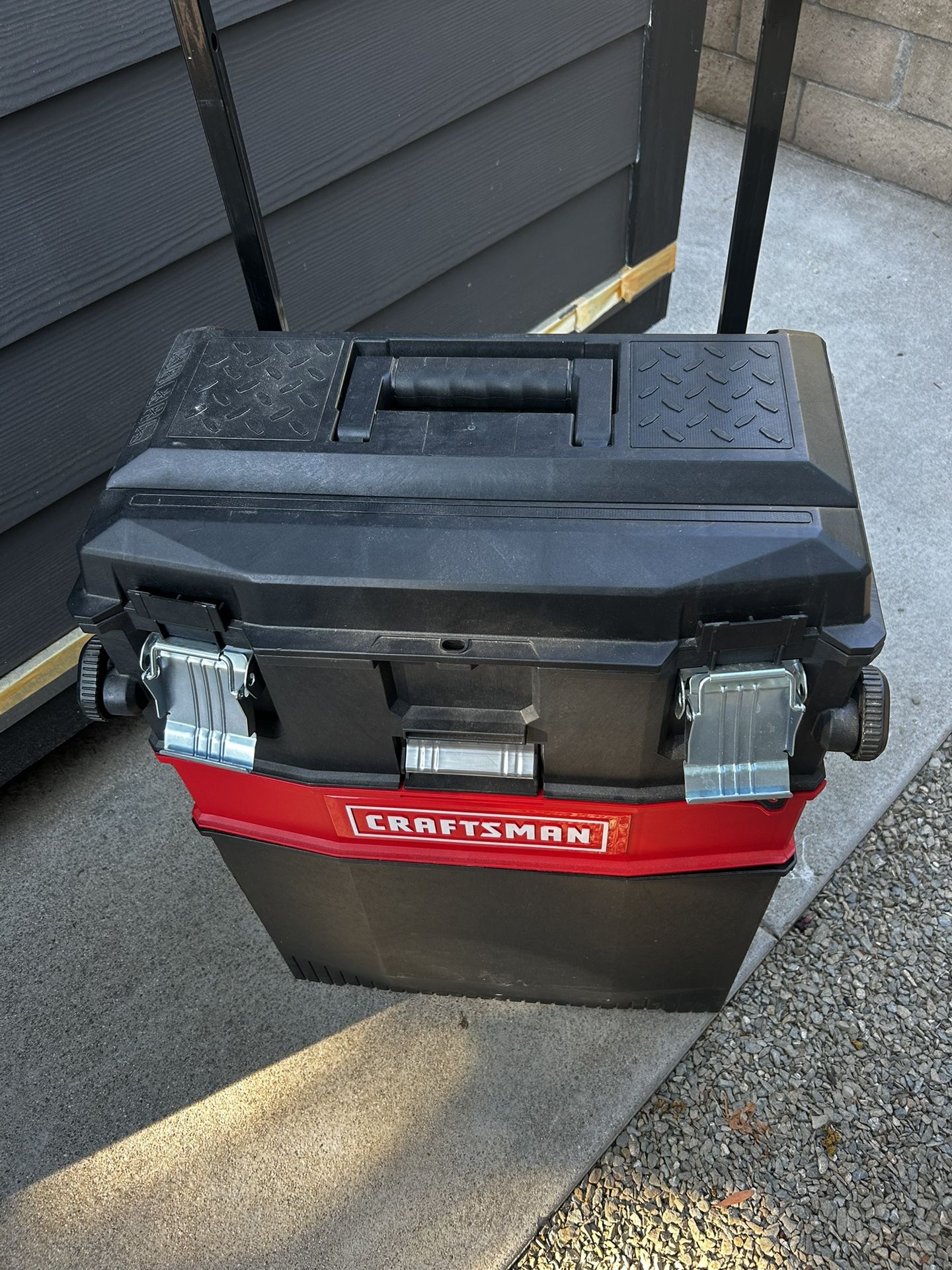 Craftsman Rolling Tool Chest